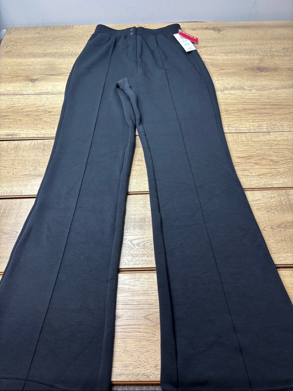 Women’s SPANX Air Essentials Black Brushed Flare Leg Pants Size Small Tall